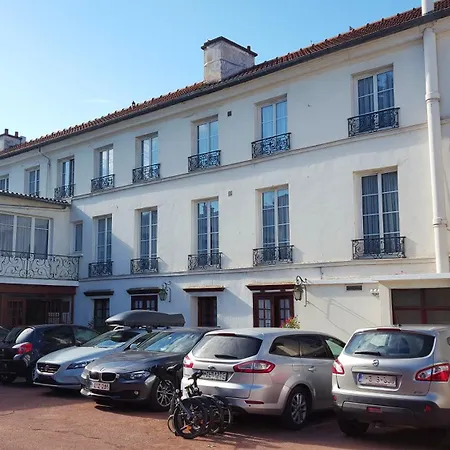 Hotel Du Cheval Rouge Versailles