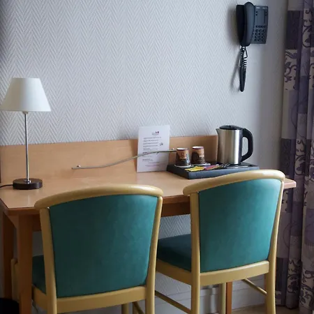 Du Cheval Rouge 3* Wersal