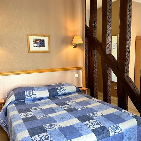 Hotel Du Cheval Rouge 3*