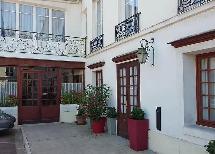 Du Cheval Rouge Wersal